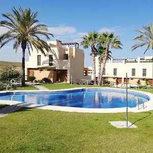 Bajo Con Jardín Propio En Valle Del Golf!! Vera